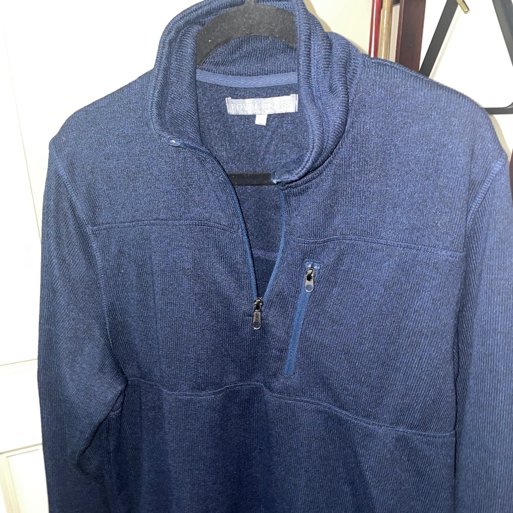 Men's collared quarter zip blue sweatshirt XL by Royal Class in Exc Condition